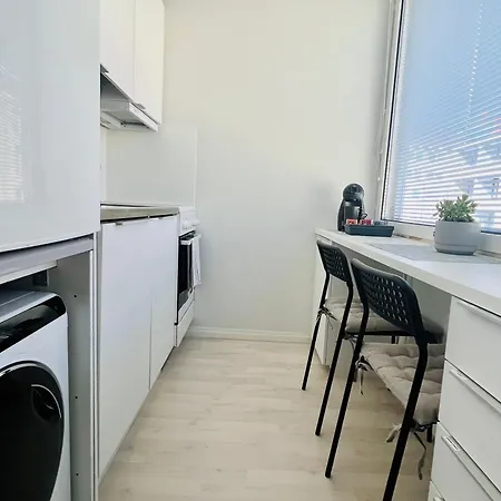 Modern Urban Tranquil, Great Location And Transport Connections Apartment Helsinki