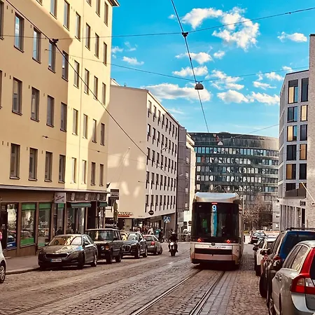 Fully Equipped - Prime Location & Transport Connections Helsinki