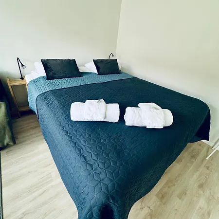 Cityready, Fully Equipped - Prime Location & Transport Connections *