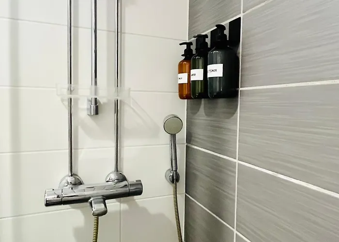 Διαμέρισμα Cityready, Fully Equipped - Prime Location & Transport Connections