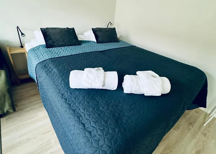 Cityready, Fully Equipped - Prime Location & Transport Connections *